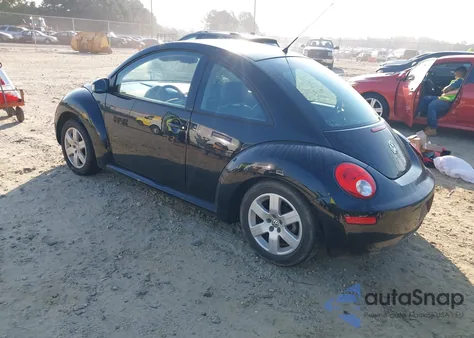 2007 Volkswagen New Beetle 2.5 z USA, uszkodzony, nr VIN 3VWPW31C47M512937